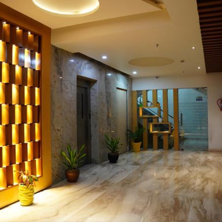 Hotel Lorven Visakhapatnam Exteriör bild